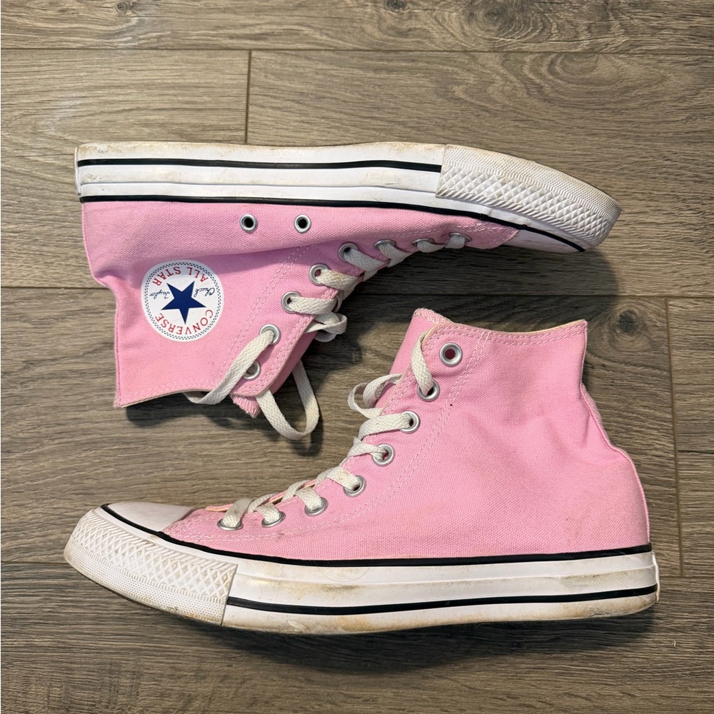 Converse Classic Pink Canvas High-Tops